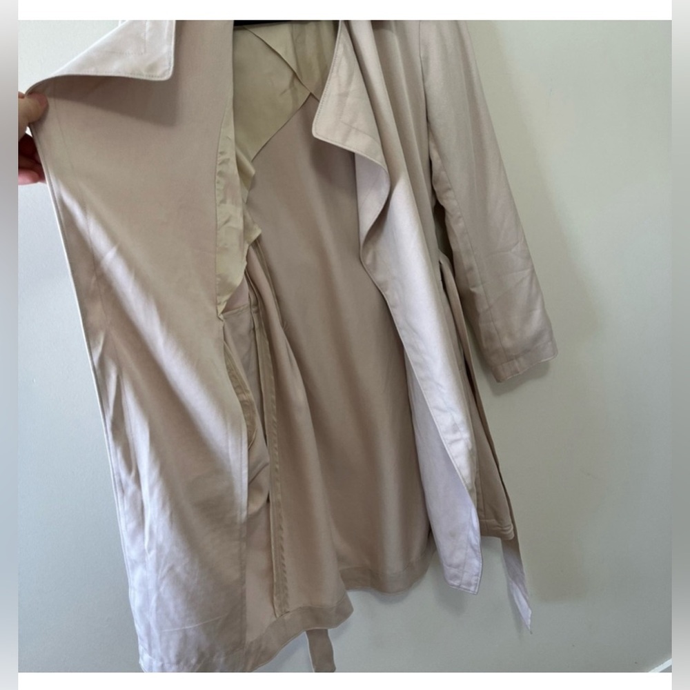 NWT Aritzia Babaton Maximo Trench XS - Picture 10 of 14